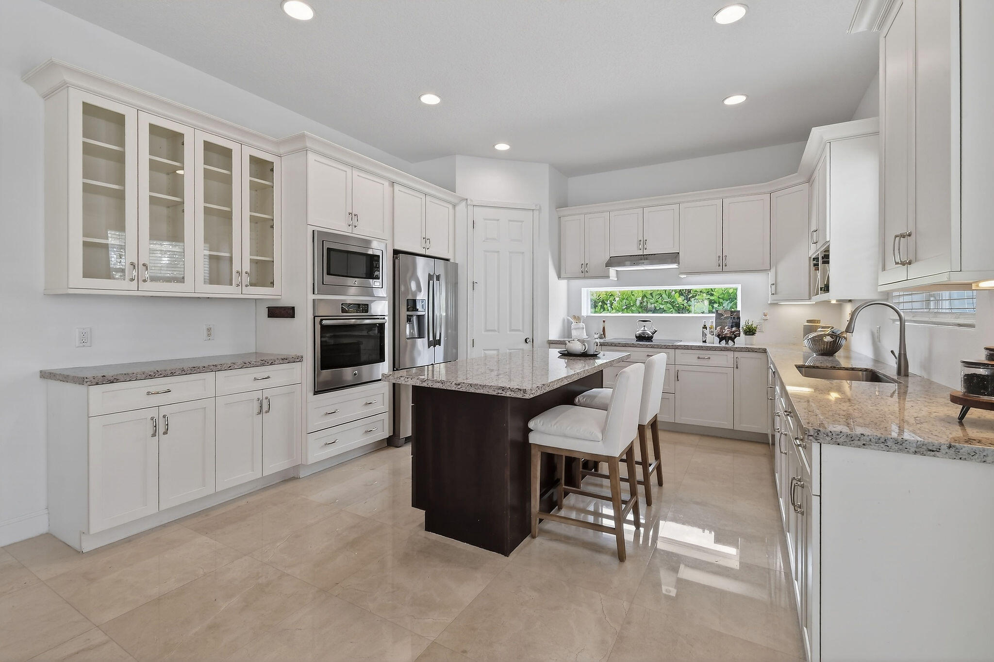 807 Xanadu Place Jupiter, FL 33477 - Photo 18 of 89 Kitchen