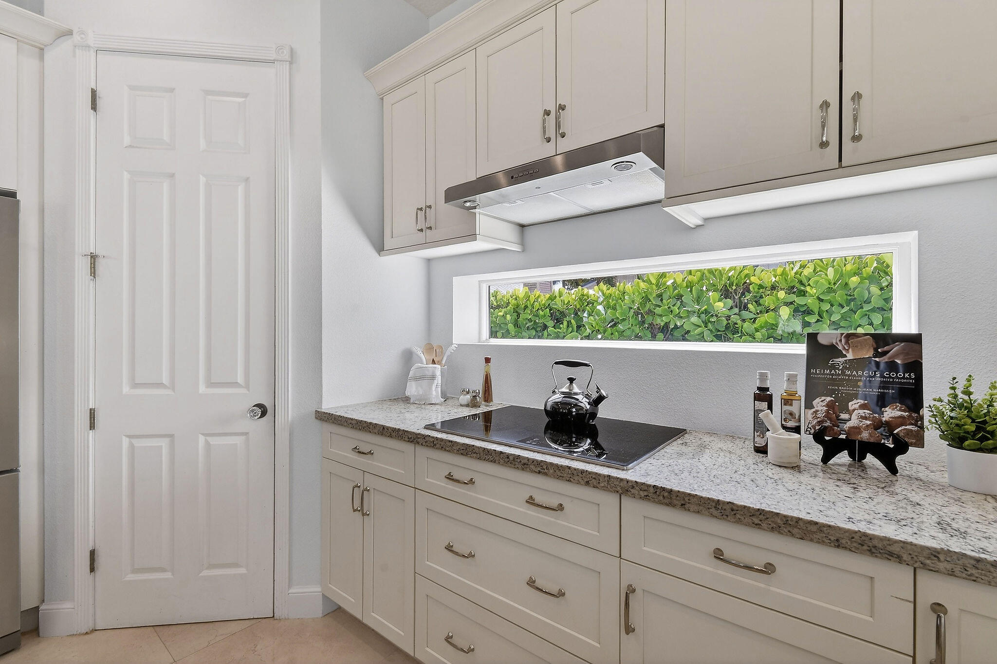 807 Xanadu Place Jupiter, FL 33477 - Photo 21 of 89 Kitchen