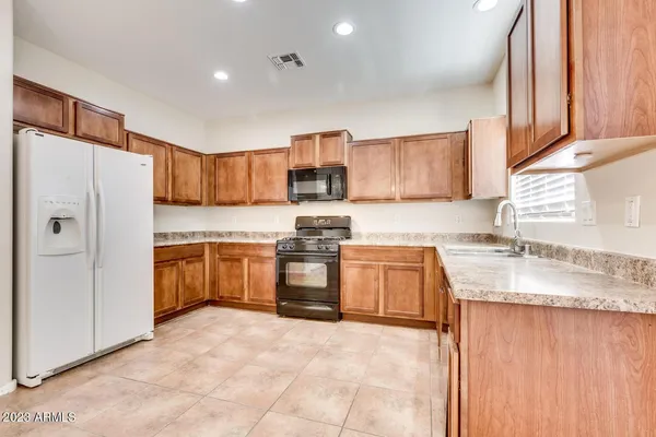 $2,200 | 16003 North Cristine Lane, Surprise, AZ 85388