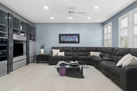 $969,000 | 2248 Avalon Drive, Buffalo Grove, IL 60089