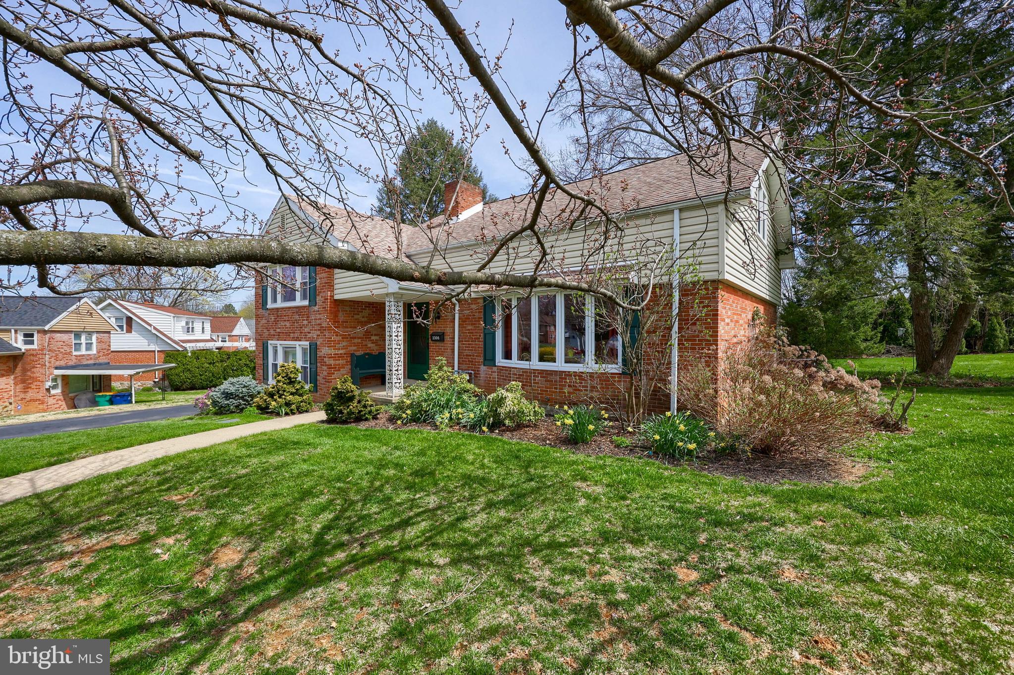 2306 Kay Court Reading, PA 19609 - Photo 3 of 60 Gallery Image 3