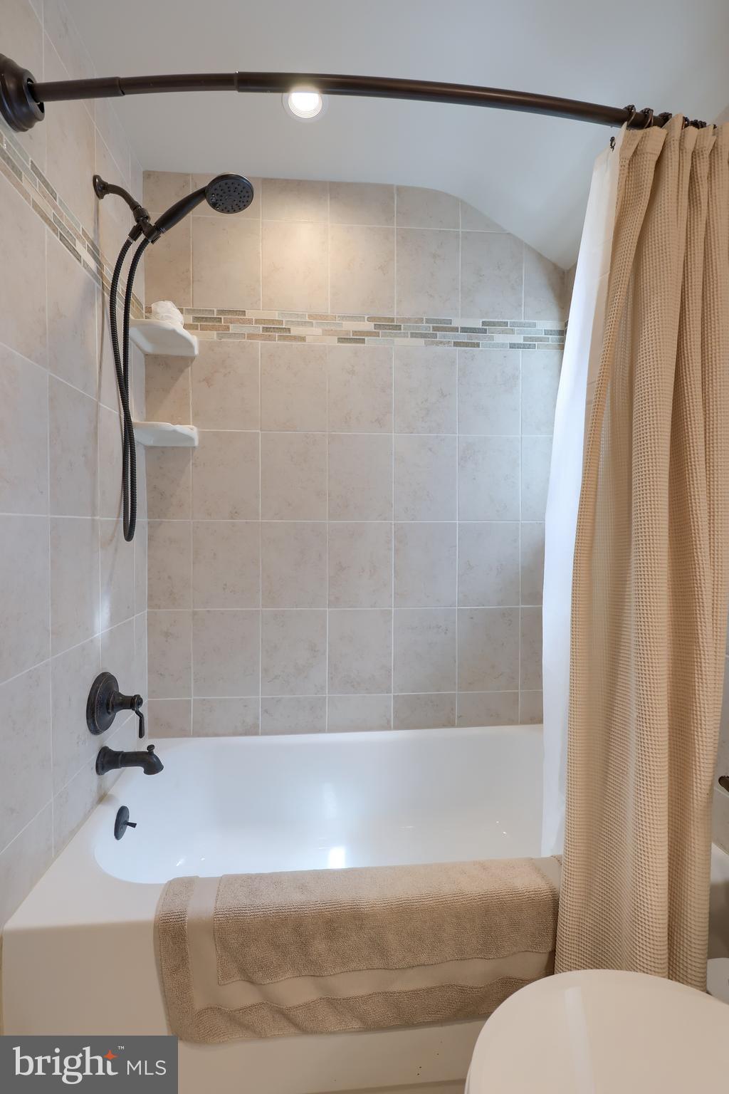 2306 Kay Court Reading, PA 19609 - Photo 46 of 60 Gallery Image 46
