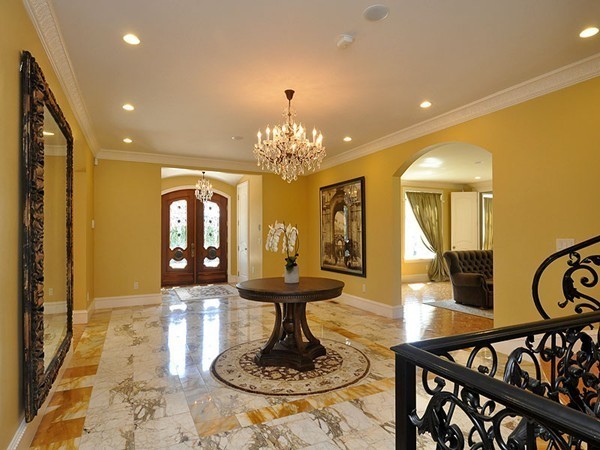 1 Hillside Road Brookline, MA 02445 - Photo 5 of 28