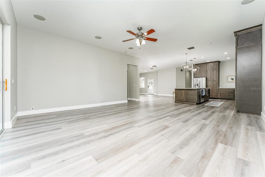 5638 Rockfield Loop Valrico, FL 33596 - Photo 14 of 26