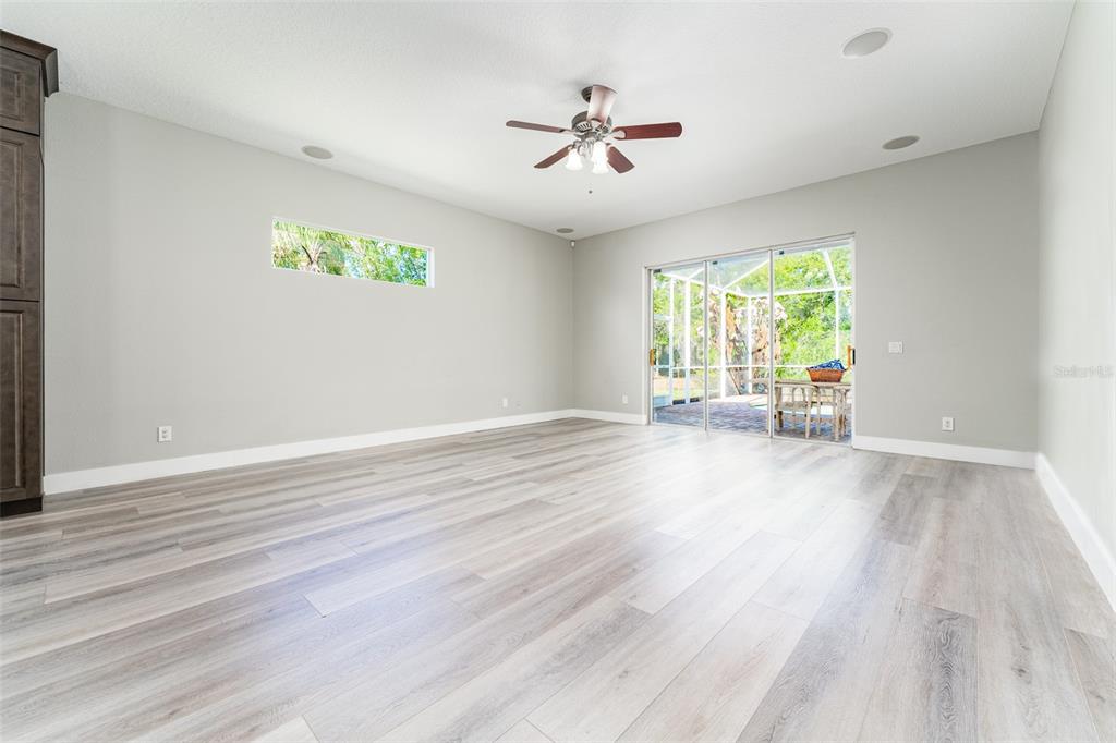 5638 Rockfield Loop Valrico, FL 33596 - Photo 15 of 26