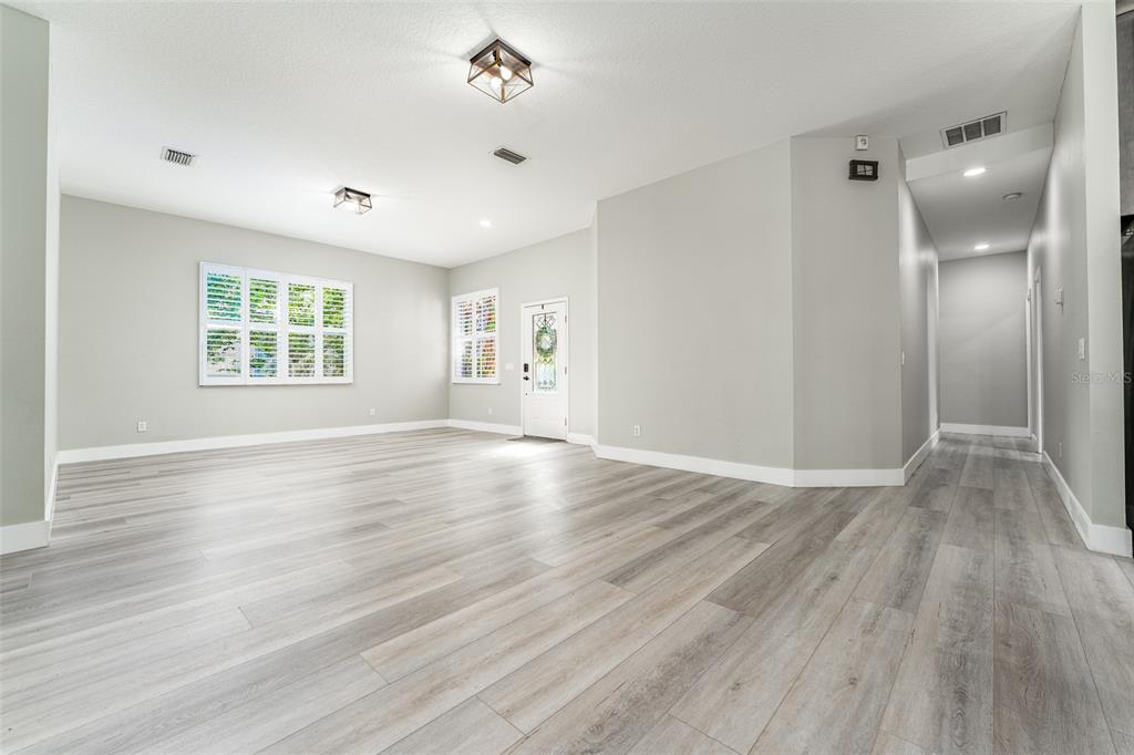 5638 Rockfield Loop Valrico, FL 33596 - Photo 16 of 26