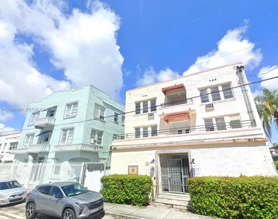 $1,850 | 959 Southwest 5th Street, Unit A09, Miami, FL 33130