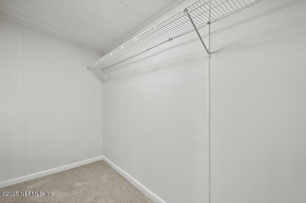 560 Quarter Horse Lane Bunnell, FL 32110 - Photo 54 of 66 a small space with a fan