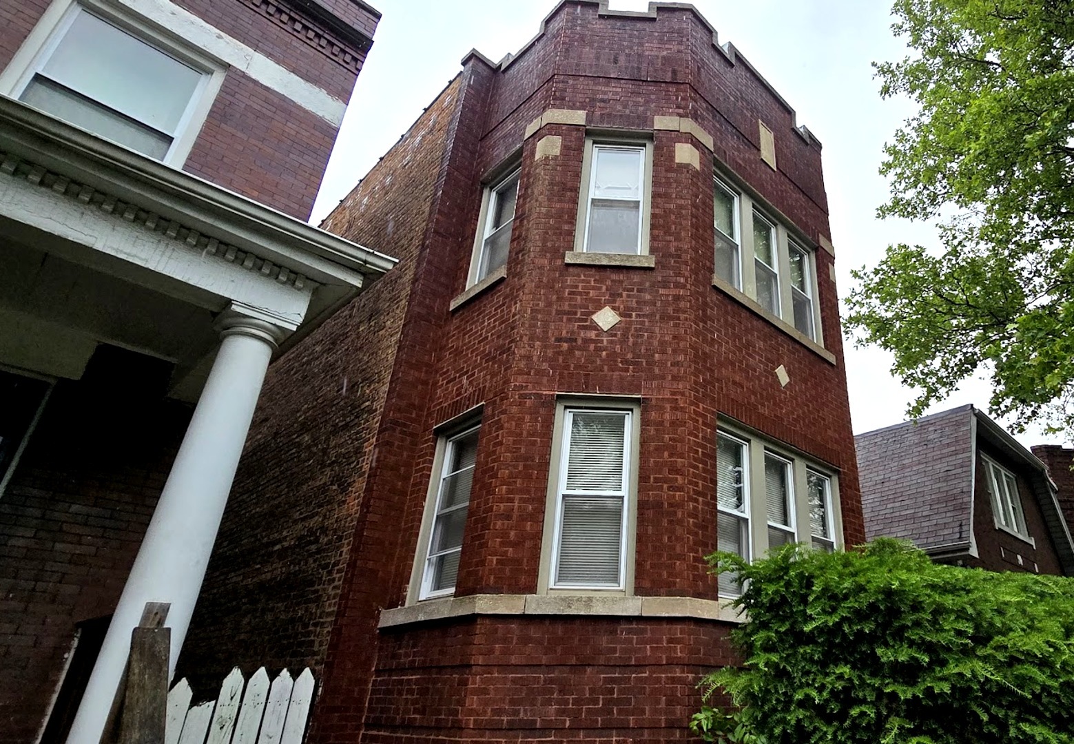 7326 South St Lawrence Ave