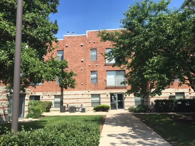 $249,000 | 3275 Kirchoff Road, Unit 337, Rolling Meadows, IL 60008