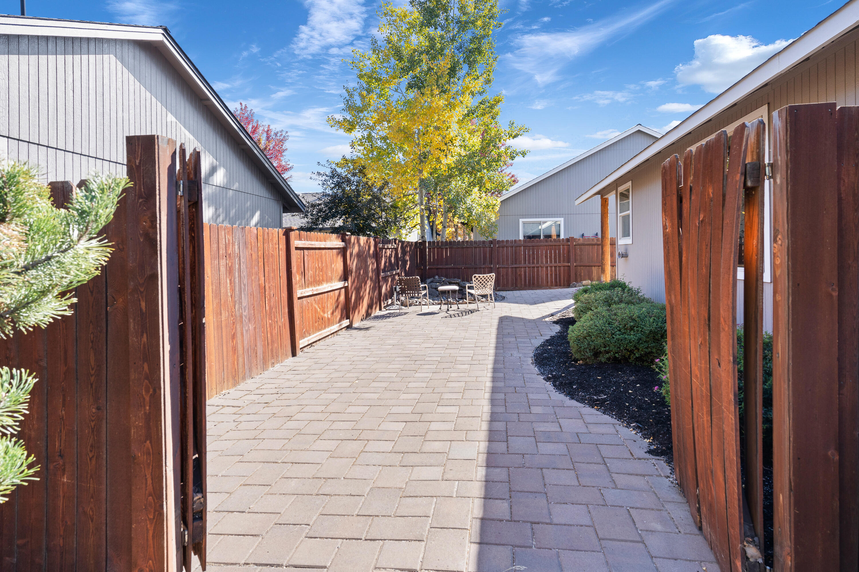 20517 Prospector Loop Bend, OR 97702 - Photo 29 of 32 DSC02079