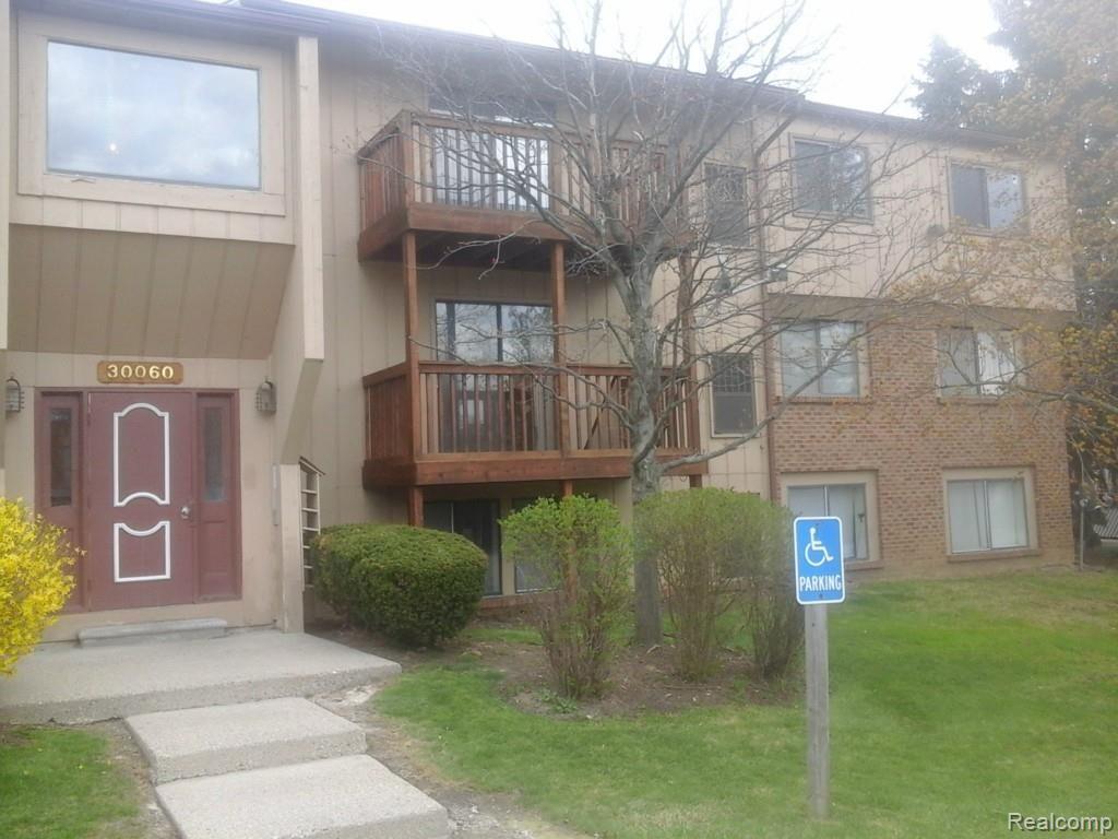 30060 Twelve Mile Road, Unit 95 Farmington, MI 48334 - Photo 1 of 12