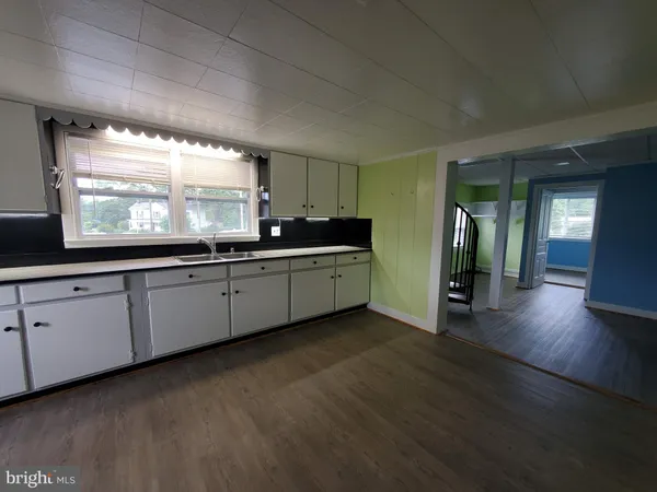 $1,450 | 448 Ridgeview Road, Unit 3, Brightwood, VA 22715