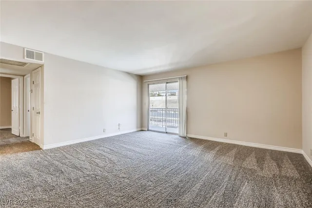 $1,275 | 5224 River Glen Drive, Unit 446, Las Vegas, NV 89103