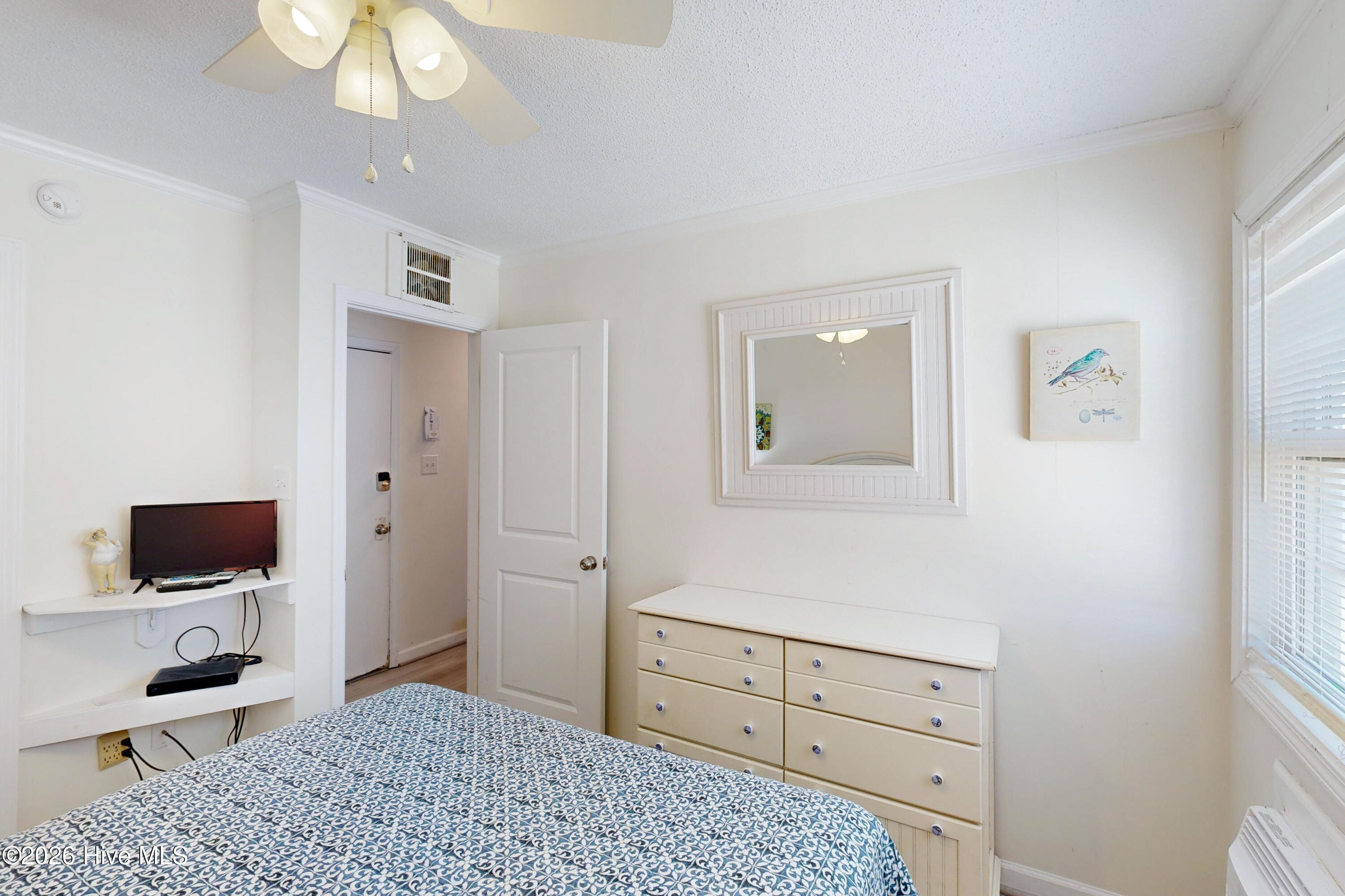 2264 New River Inlet Road, Unit 109 North Topsail Beach, NC 28460 - Photo 13 of 35 109 Topsail Reef - Interior Photos_1