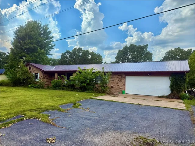 $249,900 | 20605 28th Highway, Dixon, MO 65459