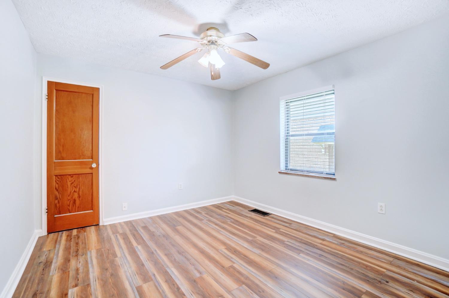 3107 Ruth Avenue Cincinnati, OH 45211 - Photo 13 of 25 Gallery Image 13