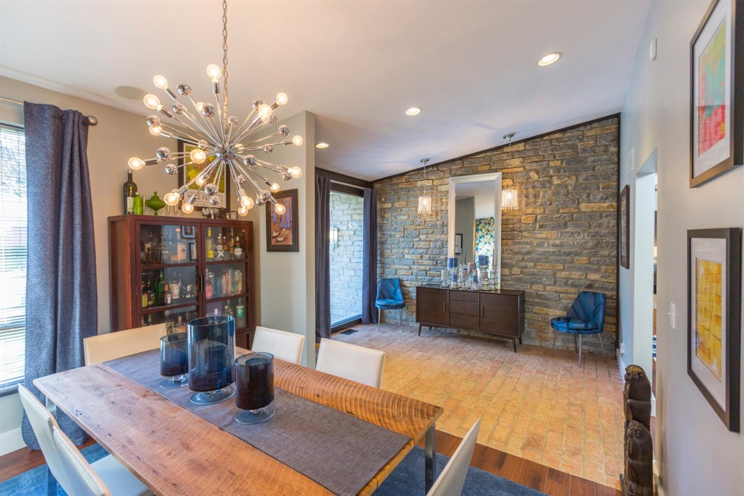 5901 Robison Road Cincinnati, OH 45213 - Photo 2 of 42 Gallery Image 2