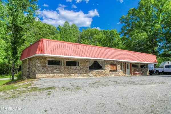 $575,000 | 3516 Leatherwood Ford Road, Jamestown, TN 38556