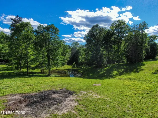 $575,000 | 3516 Leatherwood Ford Road, Jamestown, TN 38556