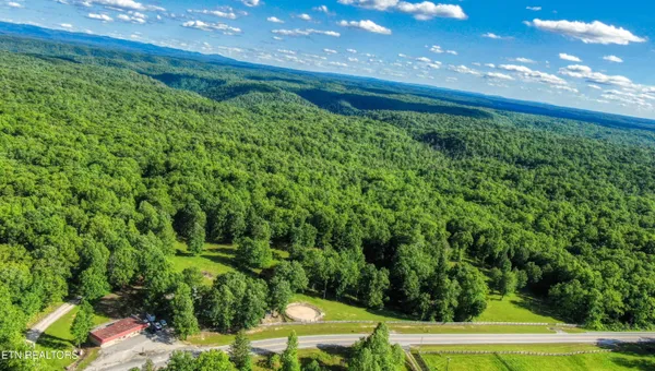 $575,000 | 3516 Leatherwood Ford Road, Jamestown, TN 38556