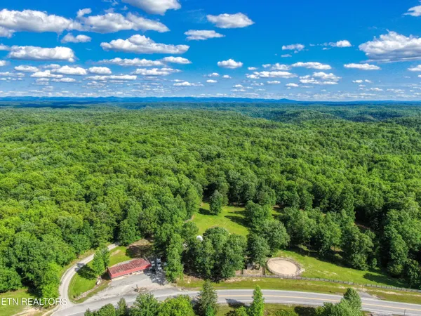 $575,000 | 3516 Leatherwood Ford Road, Jamestown, TN 38556