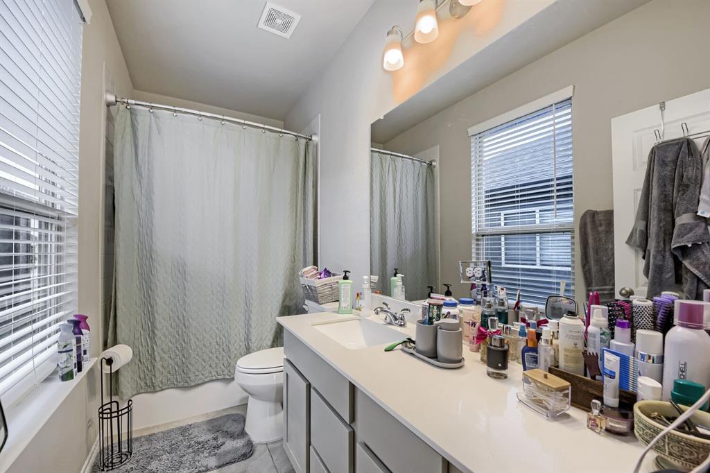 641 Godley Godley, TX 76044 - Photo 21 of 29
