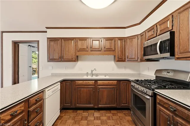 $445,000 | 708 Teague Drive, Jamestown, NC 27282