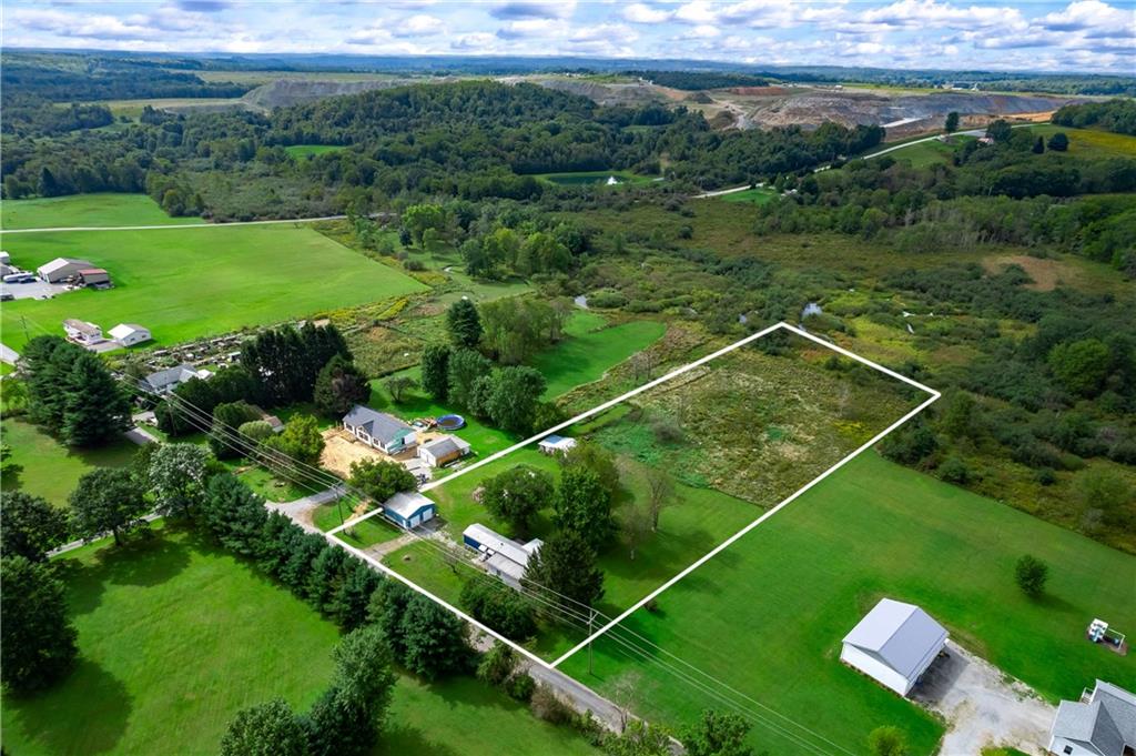224 County Line Road Harrisville, PA 16038 - Photo 9 of 41 Gallery Image 9