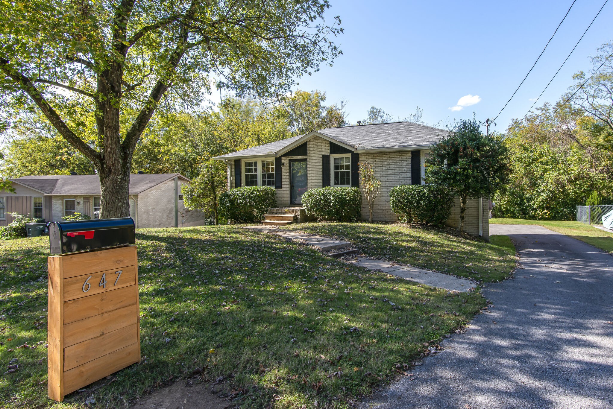 647 Hicks Road Nashville, TN 37221 - Photo 1 of 29 Gallery Image 1