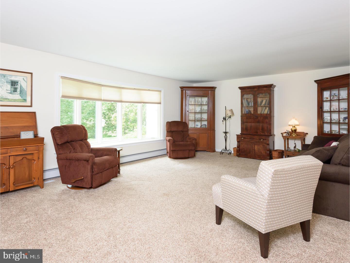 620 Fellowship Road Chester Springs, PA 19425 - Photo 9 of 25 Living Room