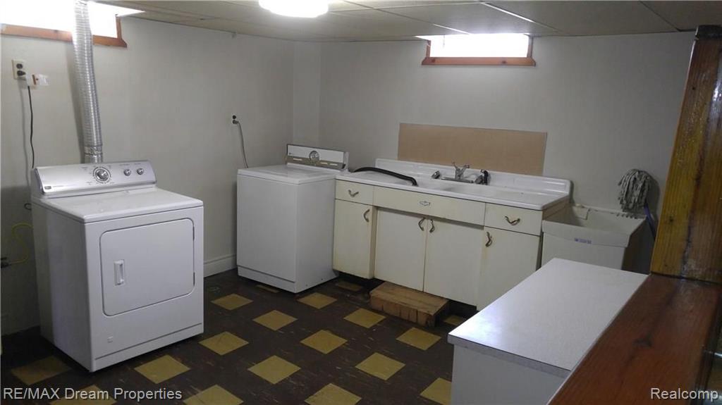 9023 Evergreen Road Detroit, MI 48228 - Photo 16 of 25