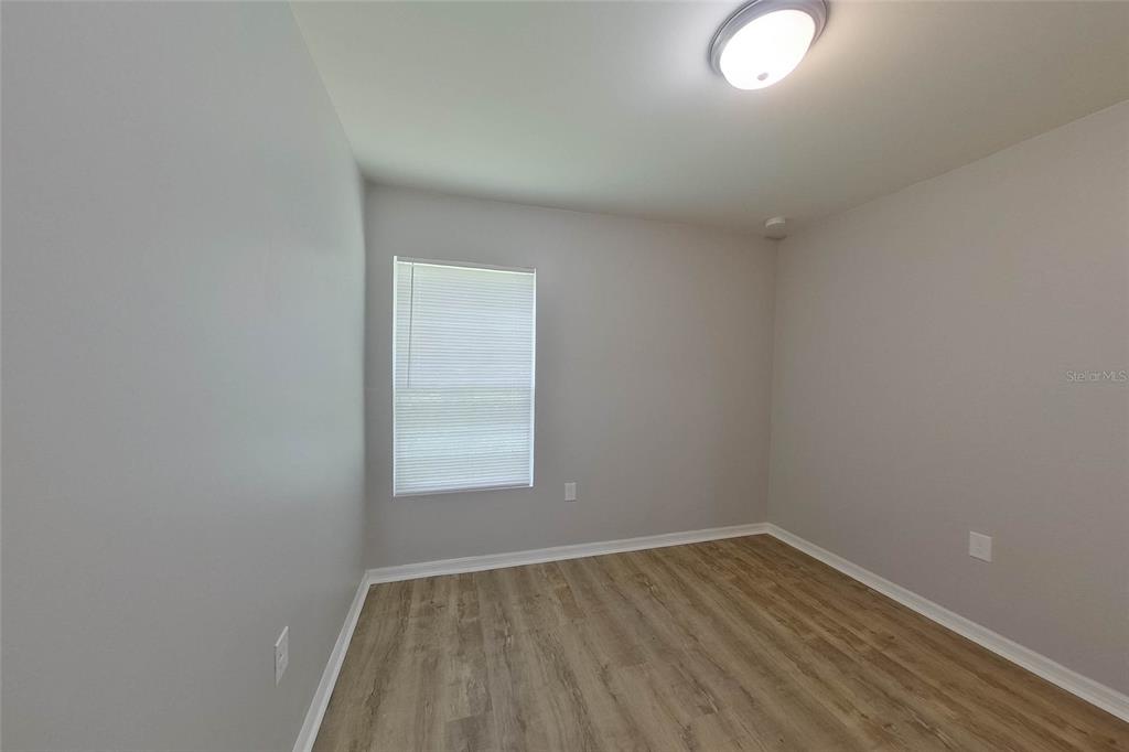 2103 Roosevelt Avenue Alva, FL 33920 - Photo 13 of 24