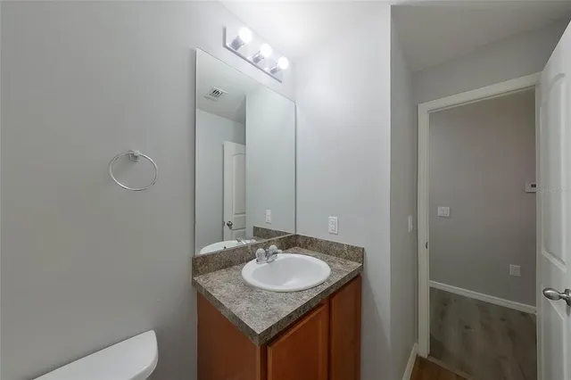 $1,795 | 2103 Roosevelt Avenue, Alva, FL 33920