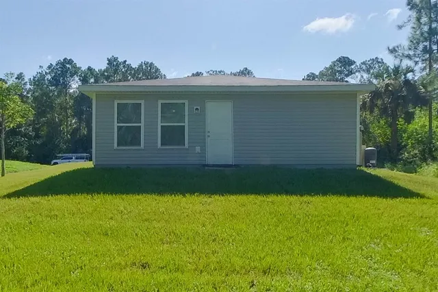 $1,795 | 2103 Roosevelt Avenue, Alva, FL 33920