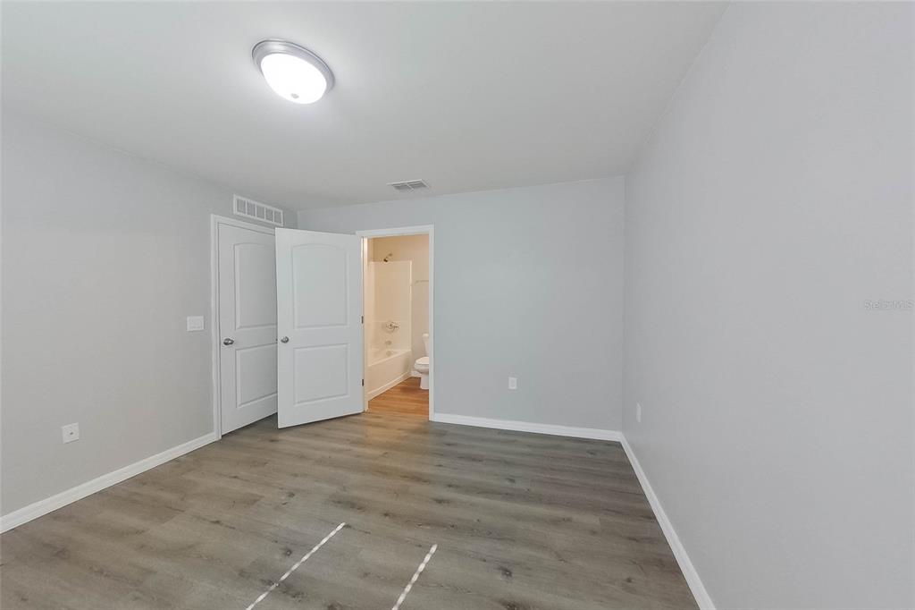 2103 Roosevelt Avenue Alva, FL 33920 - Photo 10 of 24