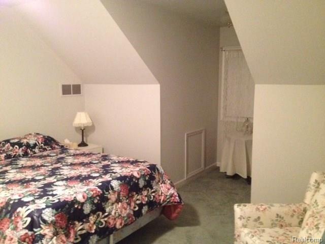 3726 West Allen Road Howell, MI 48855 - Photo 18 of 21 2nd Floor Bedroom