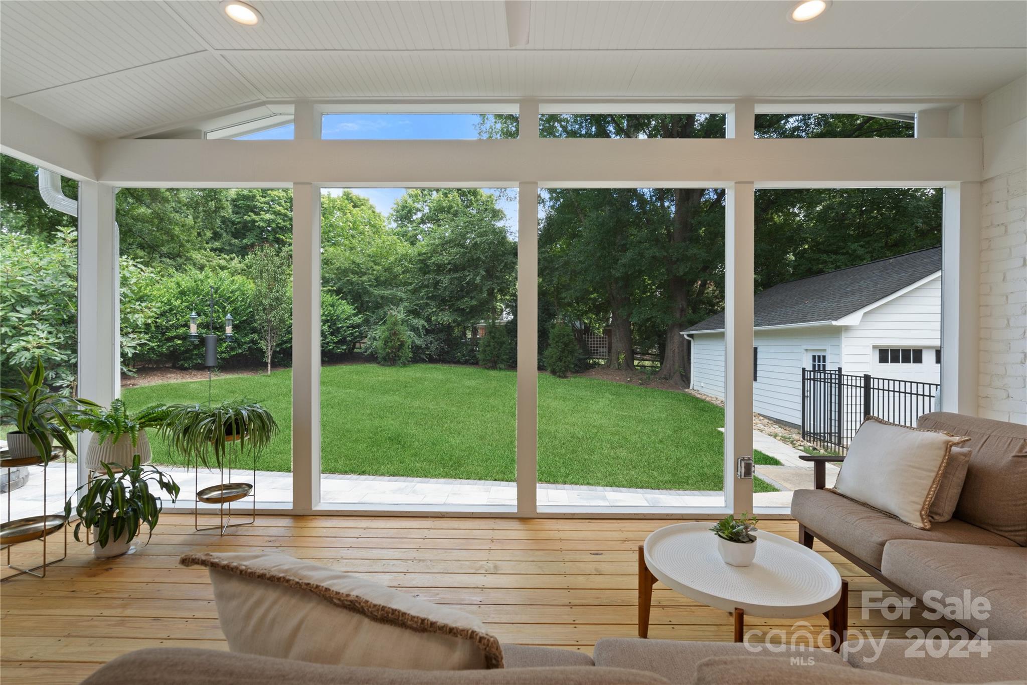 3201 Cloverfield Road Charlotte, NC 28211 - Photo 23 of 27 Gallery Image 23
