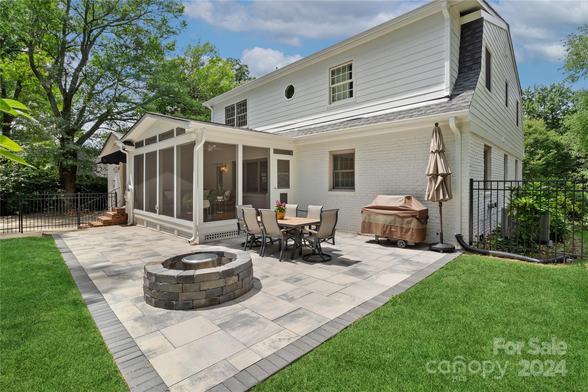 3201 Cloverfield Road Charlotte, NC 28211 - Photo 24 of 27 Gallery Image 24