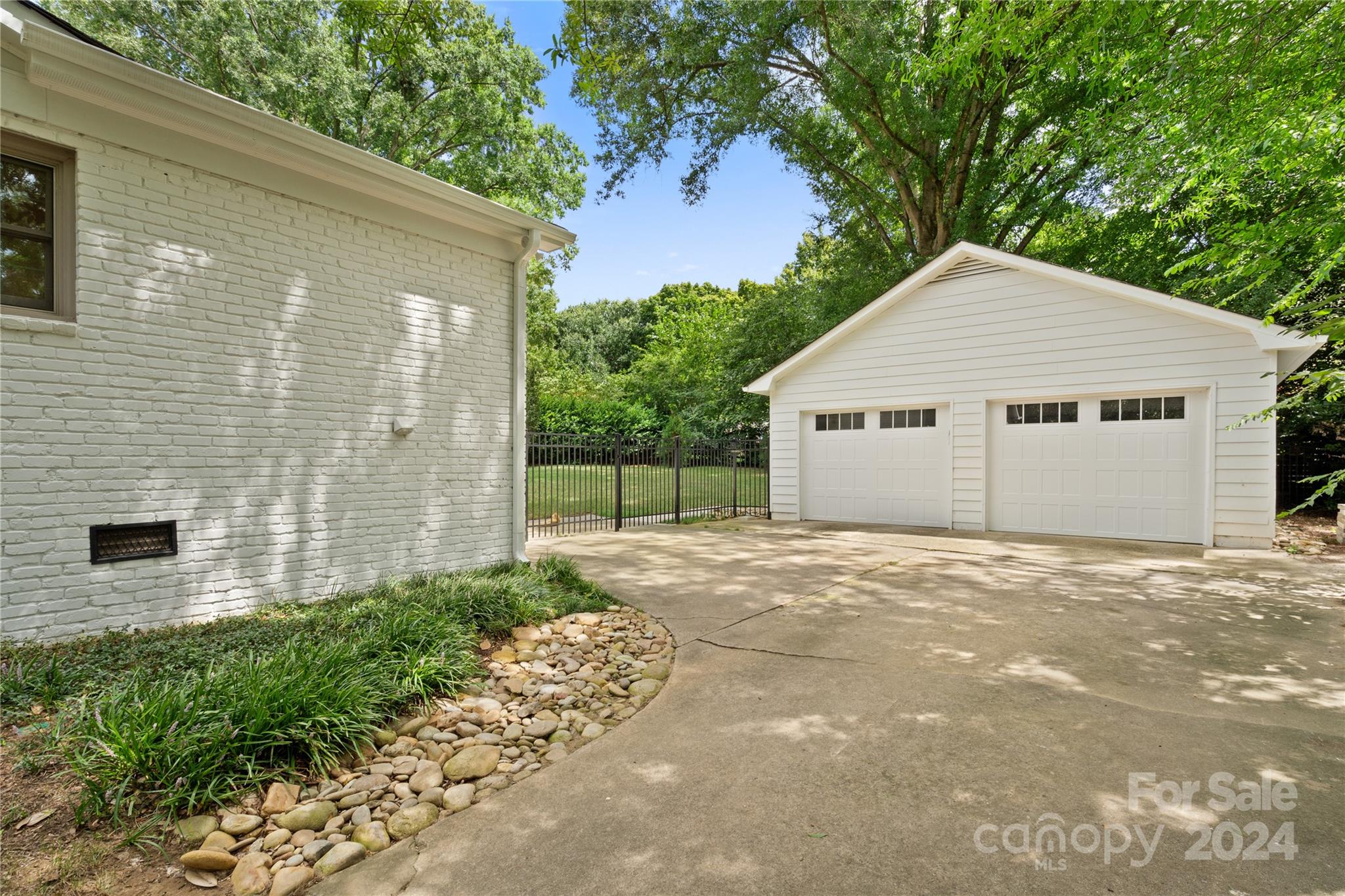 3201 Cloverfield Road Charlotte, NC 28211 - Photo 27 of 27 Gallery Image 27