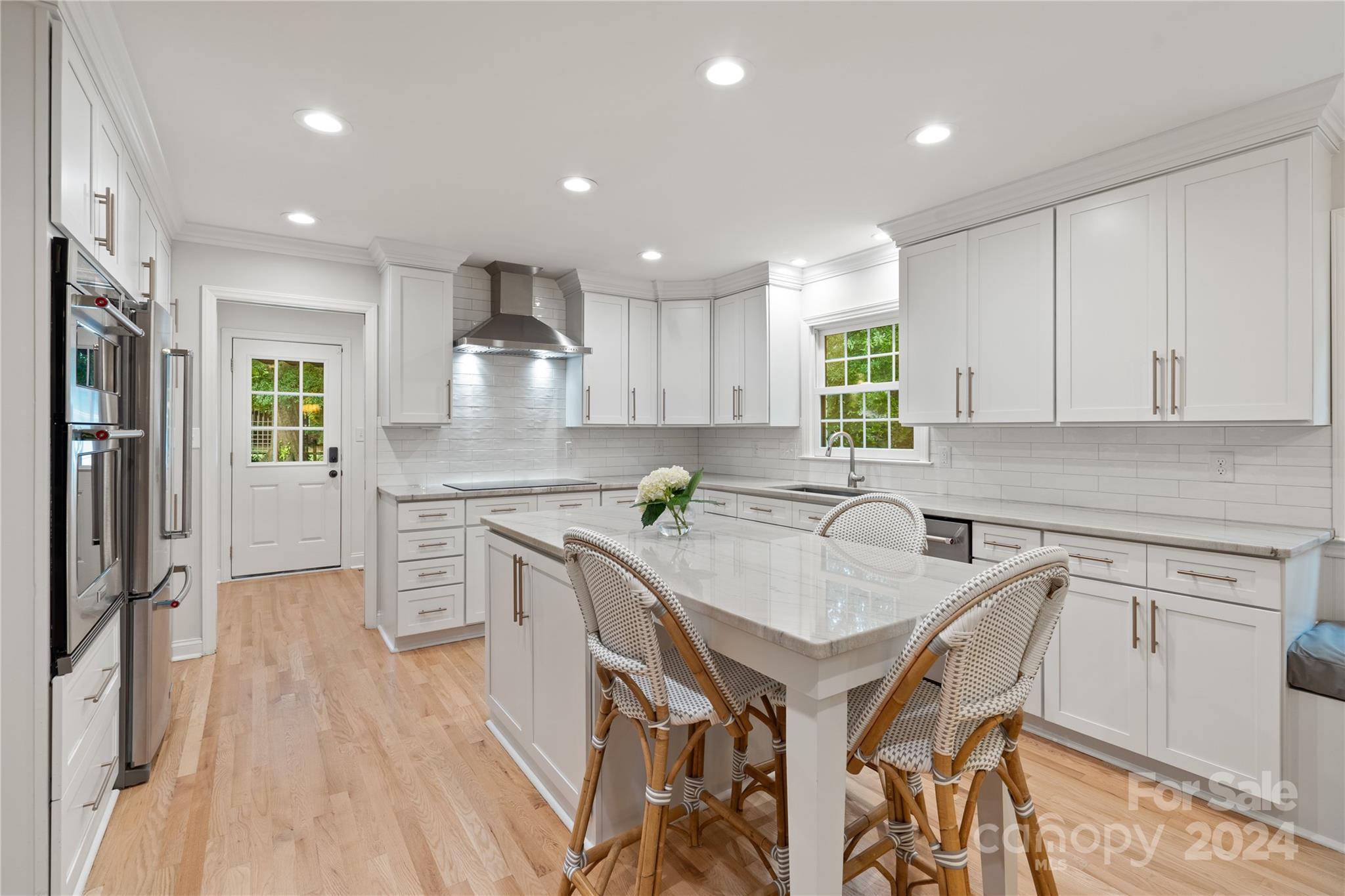 3201 Cloverfield Road Charlotte, NC 28211 - Photo 8 of 27 Gallery Image 8