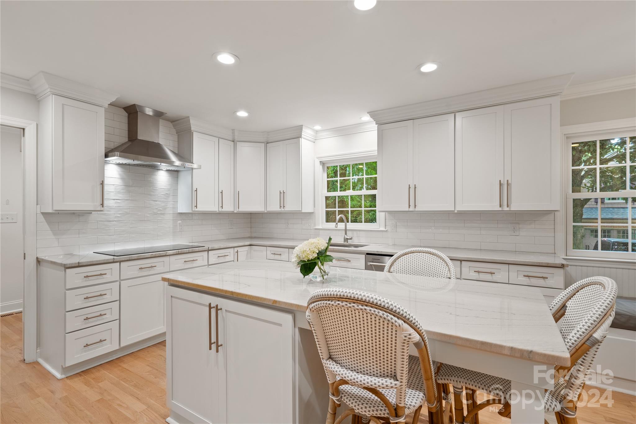 3201 Cloverfield Road Charlotte, NC 28211 - Photo 10 of 27 Gallery Image 10
