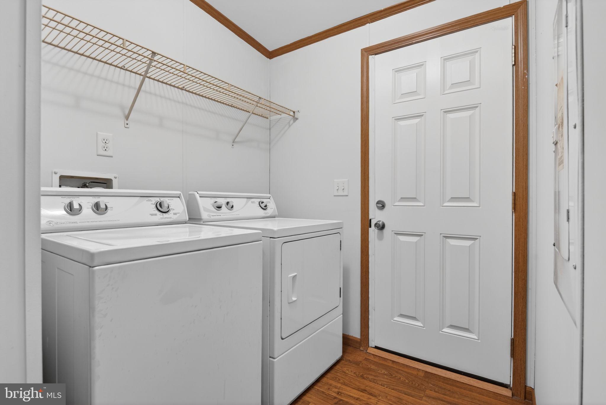 723 Sherry Lane Lancaster, PA 17601 - Photo 22 of 24 a utility room with dryer and washer