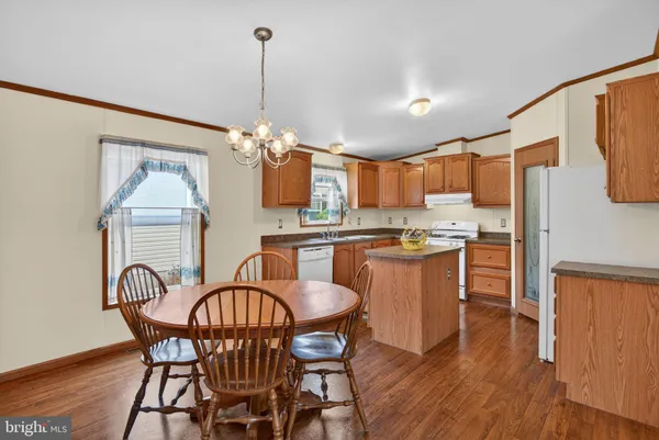 $129,900 | 723 Sherry Lane, Lancaster, PA 17601