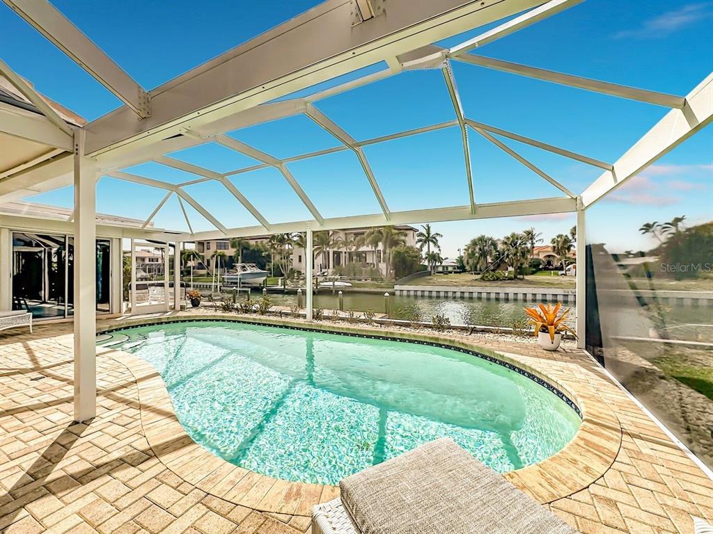 581 Yardarm Lane Longboat Key, FL 34228 - Photo 24 of 30 a view of swimming pool