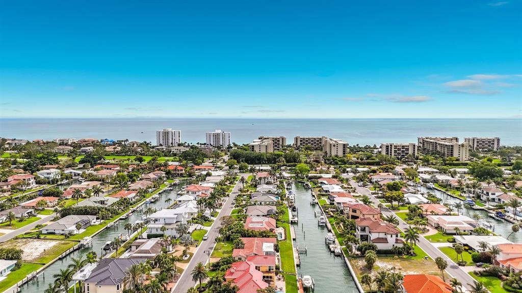 581 Yardarm Lane Longboat Key, FL 34228 - Photo 28 of 30 an aerial view of multiple house