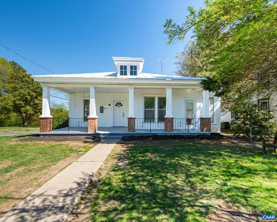 $327,500 | 125 South Street, Louisa, VA 23093