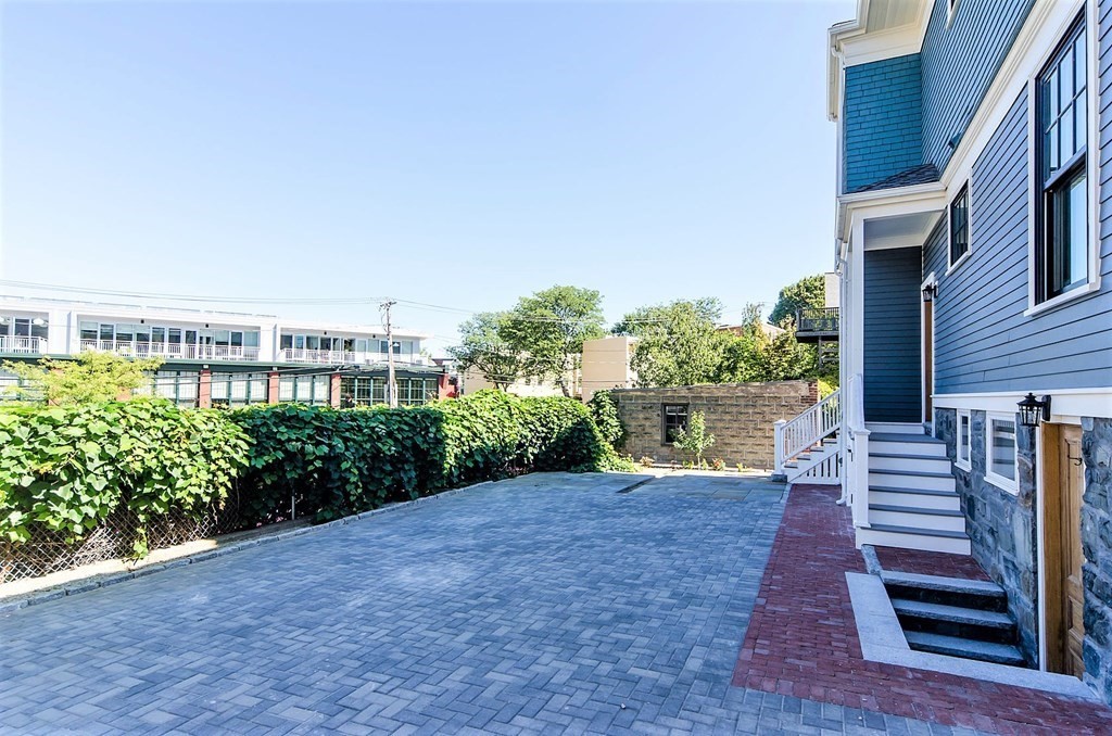 63 Upland Road, Unit 1 Cambridge, MA 02140 - Photo 12 of 31