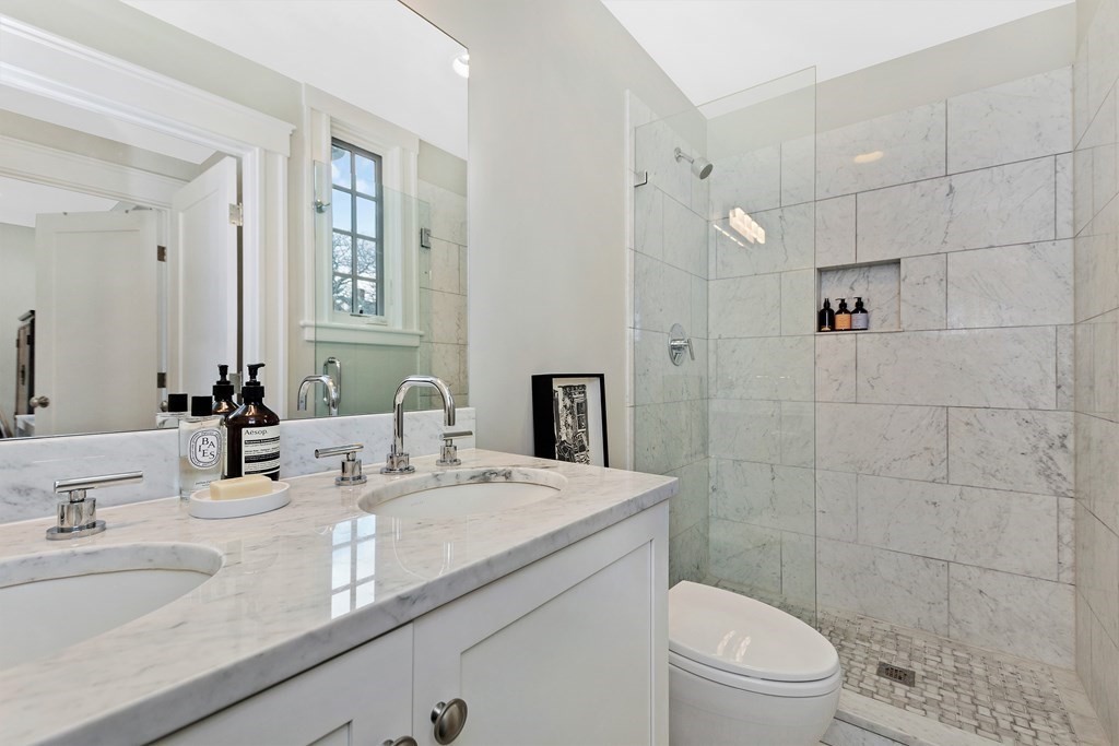 63 Upland Road, Unit 1 Cambridge, MA 02140 - Photo 17 of 31