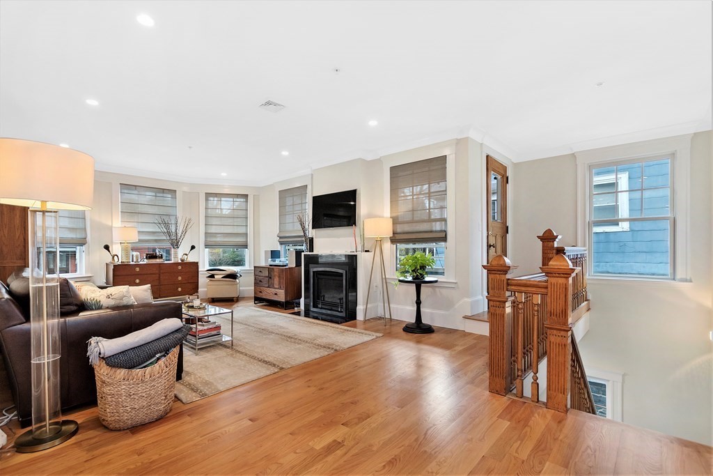 63 Upland Road, Unit 1 Cambridge, MA 02140 - Photo 2 of 31